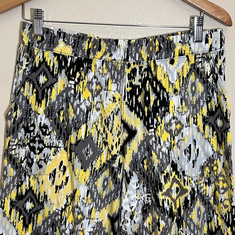 D&Co Beach Grey Yellow Geometric Print Wide Leg Pants